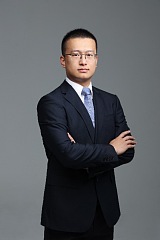 Dr. Ziqi Xu